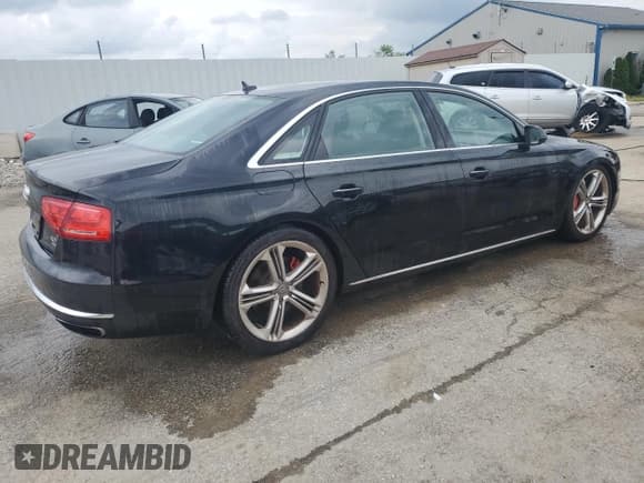 ✅ 2013 Audi A8 4.0L • VIN: WAUR2AFD0DN019025 • Lot: 58672825. Wystawiony na Copart z przebiegiem 89 251 mil. Bezpłatny archiwum sprzedaży aukcyjnych z USA i szczegółowy raport historii pojazdu na DreamBid. Zdjęcie 3.