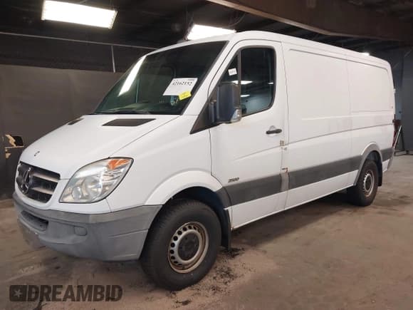 ✅ 2011 Mercedes-Benz Sprinter Cargo • VIN: WD3PE7CC6B5586380 • Lot: 42162152. Listed on IAAI with 184,199 mi. Free auction sales archive from the USA and detailed vehicle history report at DreamBid. Image 2.