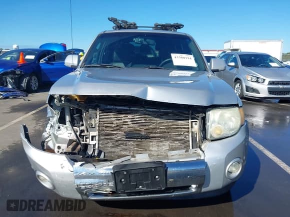 ✅ 2011 Ford Escape Limited • VIN: 1FMCU9EG7BKA54409 • Lot: 43380194. Listed on IAAI with 225,235 mi. Free auction sales archive from the USA and detailed vehicle history report at DreamBid. Image 12.