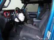 ✅ 2020 Jeep Wrangler Unlimited Rubicon • VIN: 1C4HJXFG0LW141133 • Lot: 84976745. Wystawiony na Copart z przebiegiem 61 973 mil. Bezpłatny archiwum sprzedaży aukcyjnych z USA i szczegółowy raport historii pojazdu na DreamBid. Zdjęcie 9.