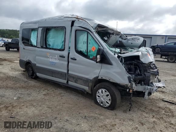 ✅ 2024 Ford Transit Passenger XL • VIN: 1FBAX2CG7RKB50763 • Lot: 62568935. Listed on Copart with Not provided. Free auction sales archive from the USA and detailed vehicle history report at DreamBid. Image 4.