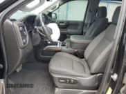 ✅ 2021 Chevrolet Silverado 1500 LT Trail Boss • VIN: 1GCPYFEL9MZ433282 • Lot: 68097914. Wystawiony na Copart z przebiegiem 36 600 mil. Bezpłatny archiwum sprzedaży aukcyjnych z USA i szczegółowy raport historii pojazdu na DreamBid. Zdjęcie 7.