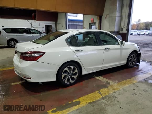 ✅ 2017 Honda Accord EX-L • VIN: 1HGCR2F84HA223791 • Lot: 89622525. Wystawiony na Copart z przebiegiem Nie podano. Bezpłatny archiwum sprzedaży aukcyjnych z USA i szczegółowy raport historii pojazdu na DreamBid. Zdjęcie 3.