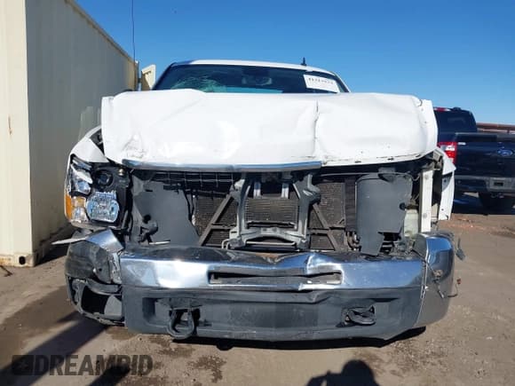 ✅ 2007 Chevrolet Silverado 2500HD Work Truck • VIN: 1GCHC29K97E585460 • Лот: 41313571. Опубликован ранее на IAAI с пробегом 344 735 миль. Бесплатный доступ к архиву аукционных продаж из США и подробный отчёт об истории автомобиля на DreamBid. Изображение 12.