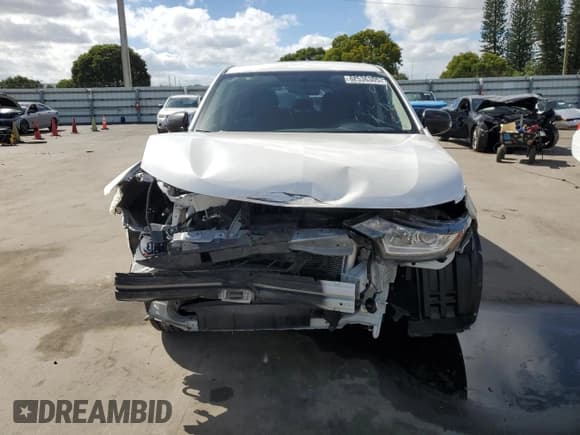 ✅ 2020 Mitsubishi Outlander ES • VIN: JA4AD2A34LZ047362 • Lot: 82536305. Wystawiony na Copart z przebiegiem 64 786 mil. Bezpłatny archiwum sprzedaży aukcyjnych z USA i szczegółowy raport historii pojazdu na DreamBid. Zdjęcie 5.