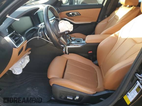 2022 BMW 3 Series 330i z VIN 3MW5R1J00N8C41955, wystawiony jako Copart lot #42669585 z przebiegiem 36 851 mil mil oraz Nie do naprawy • Non repairable. Historia ofert i sprzedaży dostępna na DreamBid. Obrazek 7.