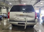 ✅ 2007 Chevrolet Tahoe LT • VIN: 1GNEK13007J138991 • Lot: 83954765. Wystawiony na Copart z przebiegiem 182 782 mil. Bezpłatny archiwum sprzedaży aukcyjnych z USA i szczegółowy raport historii pojazdu na DreamBid. Zdjęcie 6.