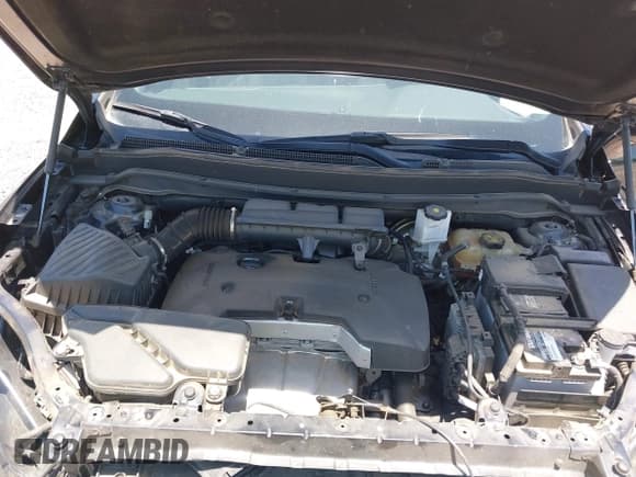 ✅ 2020 Buick Envision Preferred • VIN: LRBFXBSAXLD230048 • Lot: 42301486. Wystawiony na IAAI z przebiegiem 83 706 mil. Bezpłatny archiwum sprzedaży aukcyjnych z USA i szczegółowy raport historii pojazdu na DreamBid. Zdjęcie 10.