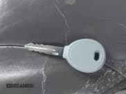 ✅ 2002 Chrysler PT Cruiser Limited • VIN: 3C8FY68B52T358808 • Lot: 43775874. Wystawiony na IAAI z przebiegiem 206 992 mil. Bezpłatny archiwum sprzedaży aukcyjnych z USA i szczegółowy raport historii pojazdu na DreamBid. Zdjęcie 11.