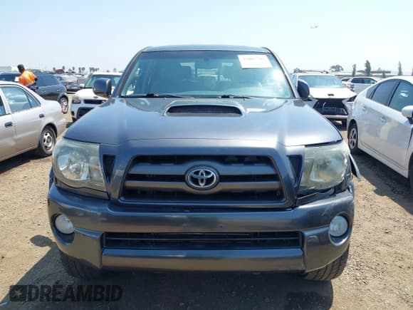 ✅ 2009 Toyota Tacoma PreRunner • VIN: 3TMJU62N99M087833 • Lot: 43001707. Listed on IAAI with 150,464 mi. Free auction sales archive from the USA and detailed vehicle history report at DreamBid. Image 12.