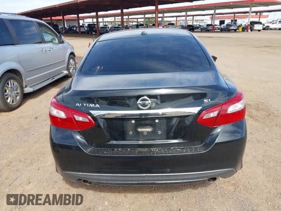 ✅ 2018 Nissan Altima SV • VIN: 1N4AL3AP6JC129777 • Lot: 43109363. Wystawiony na IAAI z przebiegiem 160 277 mil. Bezpłatny archiwum sprzedaży aukcyjnych z USA i szczegółowy raport historii pojazdu na DreamBid. Zdjęcie 16.