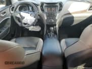 ✅ 2018 Hyundai Santa Fe 2.4L • VIN: 5XYZU3LB2JG511912 • Лот: 44390174. Опубликован ранее на Copart с пробегом 74 835 миль. Бесплатный доступ к архиву аукционных продаж из США и подробный отчёт об истории автомобиля на DreamBid. Изображение 8.