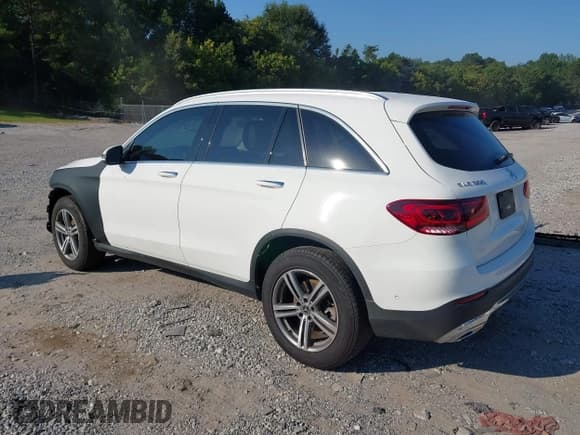 ✅ 2021 Mercedes-Benz GLC 300 • VIN: W1N0G8DB3MV270279 • Lot: 42998277. Listed on IAAI with 72,855 mi. Free auction sales archive from the USA and detailed vehicle history report at DreamBid. Image 3.