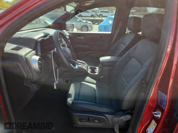 2024 Chevrolet Colorado 4WD LT с VIN 1GCPTCEK5R1286579, выставлен на аукционе Copart как лот 85852005 с пробегом 5 447 миль миль и Списание • Salvage title. История ставок и продаж доступна на DreamBid. Изображение 7.