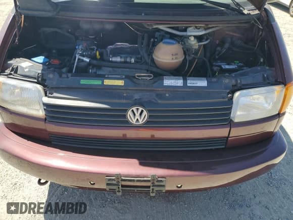 ✅ 1993 Volkswagen EuroVan • VIN: WV2MD0706PH017023 • Lot: 61960985. Listed on Copart with 159,046 mi. Free auction sales archive from the USA and detailed vehicle history report at DreamBid. Image 12.