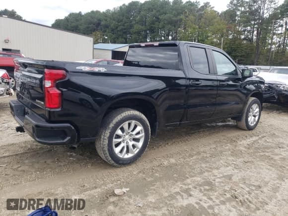 ✅ 2021 Chevrolet Silverado 1500 Custom • VIN: 1GCRYBEK5MZ204591 • Lot: 85848795. Listed on Copart with 45,857 mi. Free auction sales archive from the USA and detailed vehicle history report at DreamBid. Image 3.
