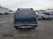 ✅ 2005 Chevrolet Suburban LT • VIN: 3GNFK16Z75G122946 • Лот: 81857204. Опубликован ранее на Copart с пробегом 136 259 миль. Бесплатный доступ к архиву аукционных продаж из США и подробный отчёт об истории автомобиля на DreamBid. Изображение 6.