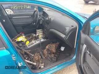 ✅ 2009 Chevrolet Aveo 1LT • VIN: KL1TD66E29B359012 • Lot: 41944884. Wystawiony na IAAI z przebiegiem 126 014 mil. Bezpłatny archiwum sprzedaży aukcyjnych z USA i szczegółowy raport historii pojazdu na DreamBid. Zdjęcie 5.