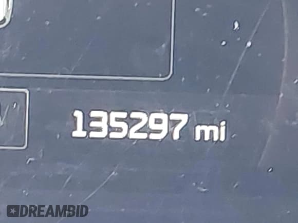 ✅ 2017 Kia Sorento EX • VIN: 5XYPH4A50HG310700 • Лот: 42620659. Опубликован ранее на IAAI с пробегом 135 297 миль. Бесплатный доступ к архиву аукционных продаж из США и подробный отчёт об истории автомобиля на DreamBid. Изображение 15.