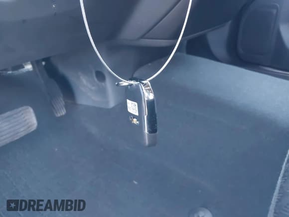 ✅ 2021 Chevrolet Silverado 1500 LT • VIN: 3GCUYDED9MG300196 • Lot: 43546278. Listed on IAAI with 76,006 mi. Free auction sales archive from the USA and detailed vehicle history report at DreamBid. Image 11.