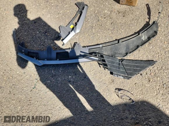 ✅ 2025 Hyundai Elantra SEL Convenience • VIN: KMHLS4DG9SU913434 • Lot: 89688055. Listed on Copart with 15,728 mi. Free auction sales archive from the USA and detailed vehicle history report at DreamBid. Image 12.