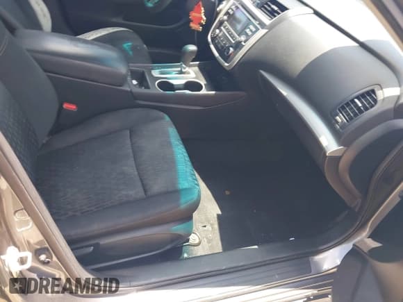 ✅ 2017 Nissan Altima SL • VIN: 1N4AL3AP3HC245478 • Lot: 42654204. Wystawiony na IAAI z przebiegiem 177 765 mil. Bezpłatny archiwum sprzedaży aukcyjnych z USA i szczegółowy raport historii pojazdu na DreamBid. Zdjęcie 5.