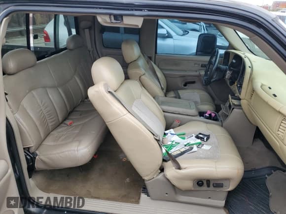 ✅ 2002 Chevrolet Silverado 2500HD LS • VIN: 1GCHC29102E117150 • Lot: 78233374. Wystawiony na Copart z przebiegiem 209 220 mil. Bezpłatny archiwum sprzedaży aukcyjnych z USA i szczegółowy raport historii pojazdu na DreamBid. Zdjęcie 10.