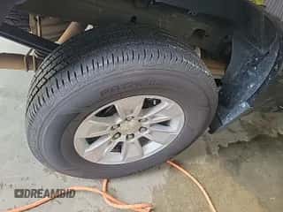 2021 Chevrolet Silverado 1500 LT z VIN 3GCPWCED7MG273349, wystawiony jako IAAI lot #42432160 z przebiegiem 194 965 mil mil oraz . Historia ofert i sprzedaży dostępna na DreamBid. Obrazek 1.