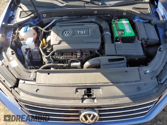 ✅ 2016 Volkswagen Passat S • VIN: 1VWAS7A33GC063700 • Lot: 83875555. Wystawiony na Copart z przebiegiem 61 907 mil. Bezpłatny archiwum sprzedaży aukcyjnych z USA i szczegółowy raport historii pojazdu na DreamBid. Zdjęcie 11.