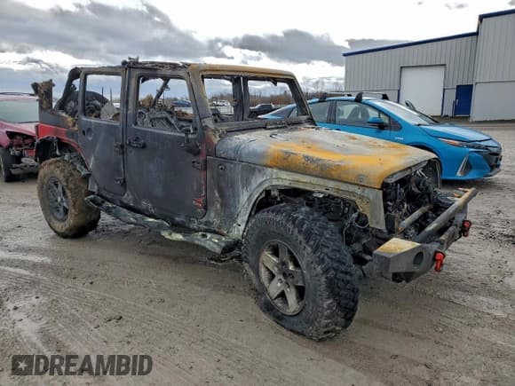 ✅ 2018 Jeep Wrangler Unlimited Sport S • VIN: 1C4HJWDG1JL921752 • Lot: 94558985. Wystawiony na Copart z przebiegiem Nie podano. Bezpłatny archiwum sprzedaży aukcyjnych z USA i szczegółowy raport historii pojazdu na DreamBid. Zdjęcie 4.