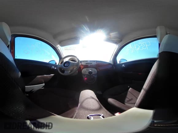 ✅ 2012 FIAT 500 Pop • VIN: 3C3CFFAR4CT347869 • Lot: 43501696. Wystawiony na IAAI z przebiegiem 71 231 mil. Bezpłatny archiwum sprzedaży aukcyjnych z USA i szczegółowy raport historii pojazdu na DreamBid. Zdjęcie 18.