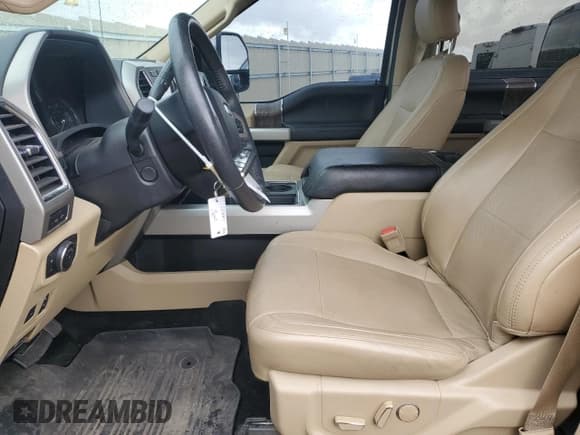 ✅ 2018 Ford F-250 King Ranch • VIN: 1FT7W2BT9JEB20464 • Lot: 85331825. Wystawiony na Copart z przebiegiem 77 687 mil. Bezpłatny archiwum sprzedaży aukcyjnych z USA i szczegółowy raport historii pojazdu na DreamBid. Zdjęcie 7.