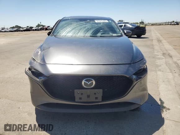 ✅ 2020 Mazda 3 Premium • VIN: JM1BPBNM1L1164240 • Lot: 61675365. Wystawiony na Copart z przebiegiem 90 509 mil. Bezpłatny archiwum sprzedaży aukcyjnych z USA i szczegółowy raport historii pojazdu na DreamBid. Zdjęcie 5.
