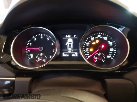 ✅ 2017 Volkswagen Jetta SEL • VIN: 3VWL17AJ7HM370328 • Lot: 43822640. Listed on IAAI with 96,626 mi. Free auction sales archive from the USA and detailed vehicle history report at DreamBid. Image 7.