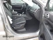 ✅ 2019 Jeep Grand Cherokee Upland • VIN: 1C4RJEAG3KC672617 • Lot: 42169843. Listed on IAAI with 88,740 mi. Free auction sales archive from the USA and detailed vehicle history report at DreamBid. Image 5.