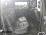 ✅ 2015 Chevrolet Suburban LT • VIN: 1GNSKJKC6FR256106 • Lot: 74512354. Wystawiony na Copart z przebiegiem 213 776 mil. Bezpłatny archiwum sprzedaży aukcyjnych z USA i szczegółowy raport historii pojazdu na DreamBid. Zdjęcie 11.