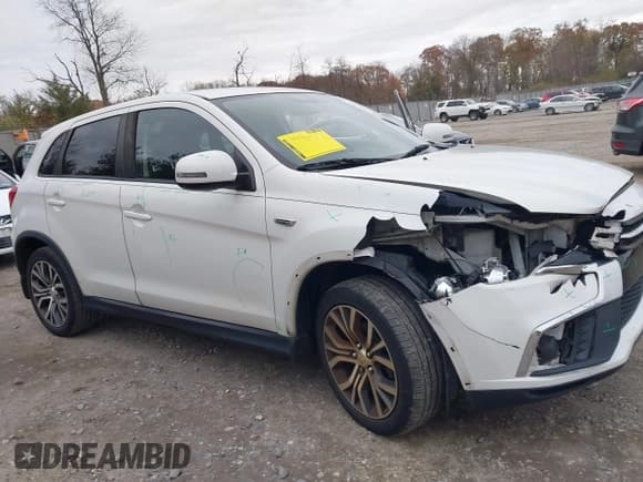 ✅ 2018 Mitsubishi Outlander ES • VIN: JA4AP3AU2JU021357 • Lot: 43665489. Wystawiony na IAAI z przebiegiem 143 651 mil. Bezpłatny archiwum sprzedaży aukcyjnych z USA i szczegółowy raport historii pojazdu na DreamBid. Zdjęcie 17.