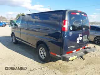 2014 Chevrolet Express Passenger LS с VIN 1GNSGBF4XE1104627, выставлен на аукционе IAAI как лот 41224991 с пробегом 175 661 миль миль и . История ставок и продаж доступна на DreamBid. Изображение 3.