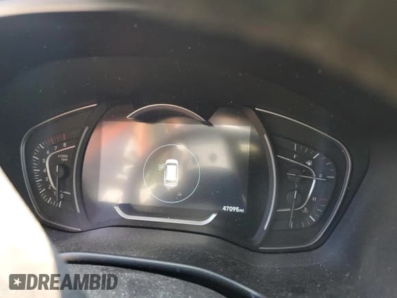 ✅ 2020 Hyundai Santa Fe Limited • VIN: 5NMS5CAA4LH183426 • Lot: 62636334. Listed on Copart with 47,095 mi. Free auction sales archive from the USA and detailed vehicle history report at DreamBid. Image 9.