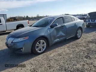 ✅ 2010 Lincoln MKS • VIN: 1LNHL9DR3AG616237 • Lot: 49801945. Wystawiony na Copart z przebiegiem 161 558 mil. Bezpłatny archiwum sprzedaży aukcyjnych z USA i szczegółowy raport historii pojazdu na DreamBid. Zdjęcie 1.