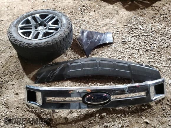 ✅ 2022 Chevrolet Silverado 1500 LT Trail Boss • VIN: 3GCUDFED8NG656468 • Lot: 84808744. Wystawiony na Copart z przebiegiem 50 162 mil. Bezpłatny archiwum sprzedaży aukcyjnych z USA i szczegółowy raport historii pojazdu na DreamBid. Zdjęcie 12.