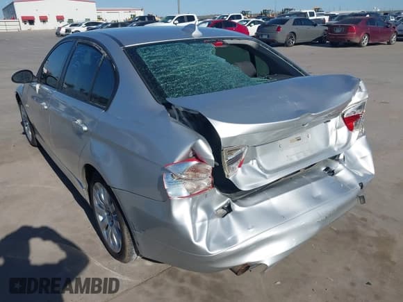 ✅ 2008 BMW 3 Series 328xi • VIN: WBAVC73558KP36975 • Lot: 41761591. Listed on IAAI with 188,932 mi. Free auction sales archive from the USA and detailed vehicle history report at DreamBid. Image 3.