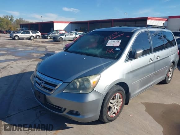 ✅ 2006 Honda Odyssey EX-L • VIN: 5FNRL38706B047203 • Лот: 43658378. Опубликован ранее на IAAI с пробегом 279 144 миль. Бесплатный доступ к архиву аукционных продаж из США и подробный отчёт об истории автомобиля на DreamBid. Изображение 6.