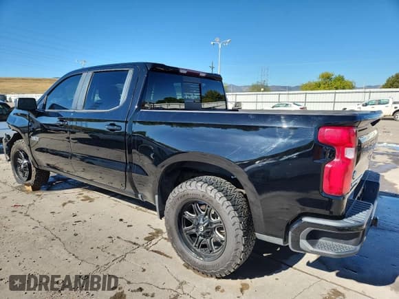 ✅ 2020 Chevrolet Silverado 1500 RST • VIN: 3GCUYEED7LG114208 • Lot: 85761795. Listed on Copart with 84,666 mi. Free auction sales archive from the USA and detailed vehicle history report at DreamBid. Image 2.