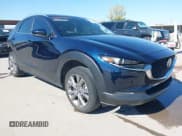 ✅ 2024 Mazda CX-30 S Preferred • VIN: 3MVDMBCM1RM676403 • Lot: 43475497. Wystawiony na IAAI z przebiegiem 21 619 mil. Bezpłatny archiwum sprzedaży aukcyjnych z USA i szczegółowy raport historii pojazdu na DreamBid. Zdjęcie 1.
