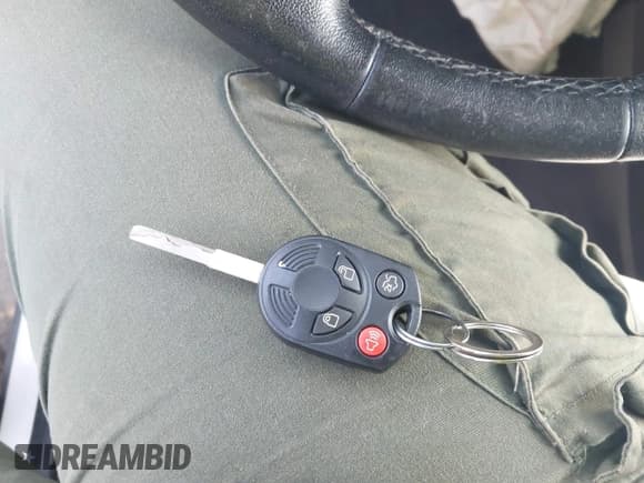 ✅ 2014 Ford C-Max SE • VIN: 1FADP5AU3EL510365 • Lot: 41952500. Listed on IAAI with 146,850 mi. Free auction sales archive from the USA and detailed vehicle history report at DreamBid. Image 11.