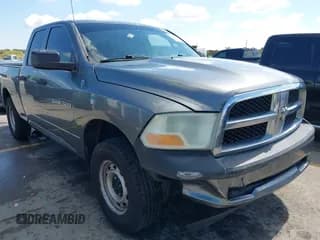 ✅ 2011 Ram 1500 ST • VIN: 1D7RB1GP9BS687678 • Lot: 43403409. Wystawiony na IAAI z przebiegiem 184 681 mil. Bezpłatny archiwum sprzedaży aukcyjnych z USA i szczegółowy raport historii pojazdu na DreamBid. Zdjęcie 1.