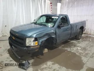 ✅ 2013 Chevrolet Silverado 1500 Work Truck • VIN: 1GCNCPEX3DZ101577 • Lot: 72900164. Listed on Copart with 136,037 mi. Free auction sales archive from the USA and detailed vehicle history report at DreamBid. Image 1.