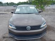 ✅ 2015 Volkswagen Jetta SE • VIN: 3VWD07AJXFM289988 • Лот: 42322842. Опубликован ранее на IAAI с пробегом 131 998 миль. Бесплатный доступ к архиву аукционных продаж из США и подробный отчёт об истории автомобиля на DreamBid. Изображение 13.