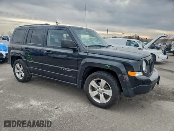 ✅ 2011 Jeep Patriot Sport • VIN: 1J4NT1GB8BD103294 • Lot: 93441475. Wystawiony na Copart z przebiegiem 118 114 mil. Bezpłatny archiwum sprzedaży aukcyjnych z USA i szczegółowy raport historii pojazdu na DreamBid. Zdjęcie 4.